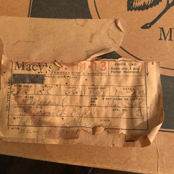 Vintage hat box from Macy’s - Picture 8 of 8